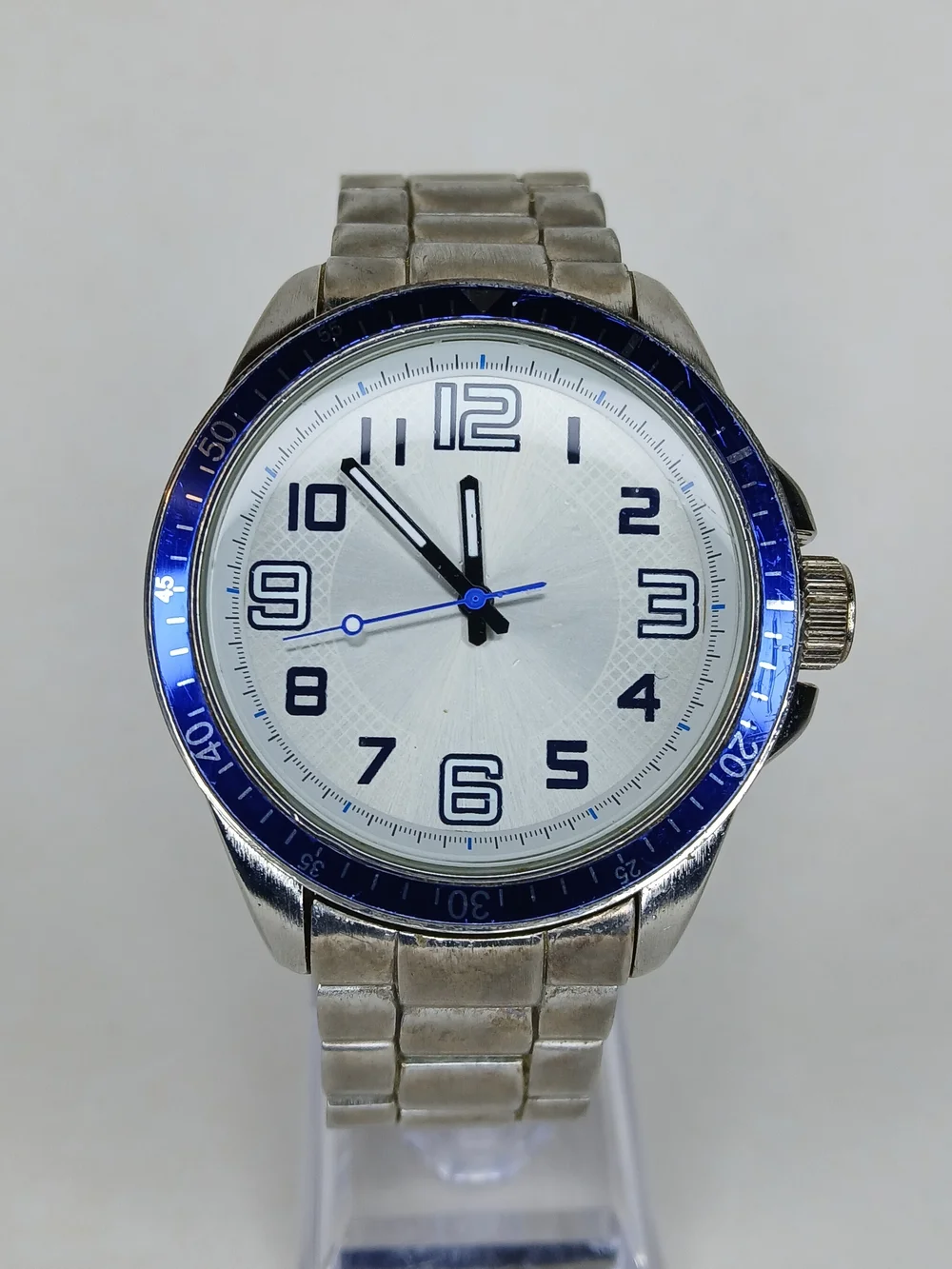 ​Merona FMDM252 Men Watch Silver Tone Blue Bezel Silver Dial Japan Movt